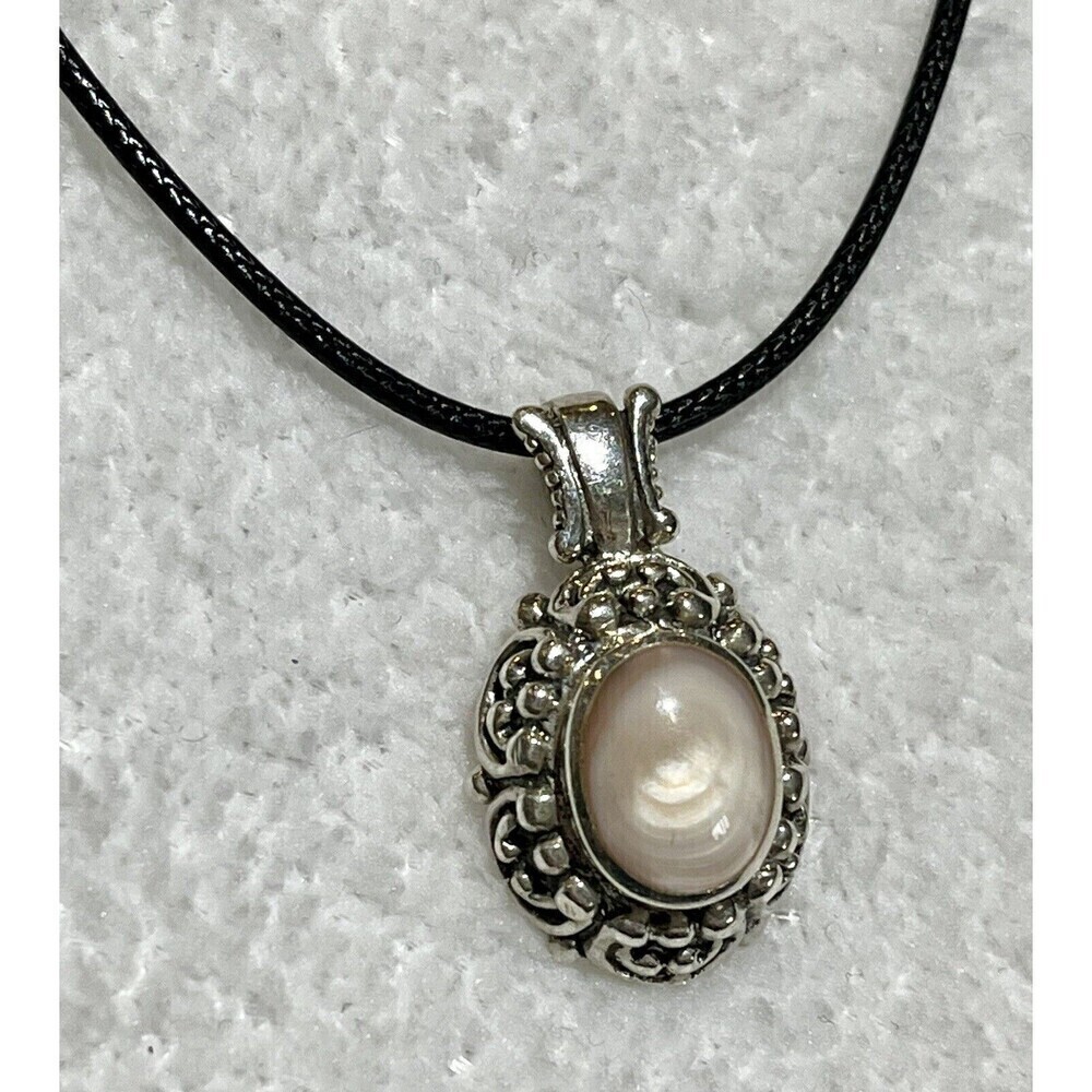 Natural Mother Of Pearl Gemstone 925 Sterling Silver Ethnic Pendant Boho Western